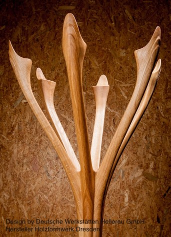 2 Lampen Ständer aus Holz für 6-flammige Lampe Design by Deutsche Werkstätten Hellerau GmbH – Holzformwerk Dresden