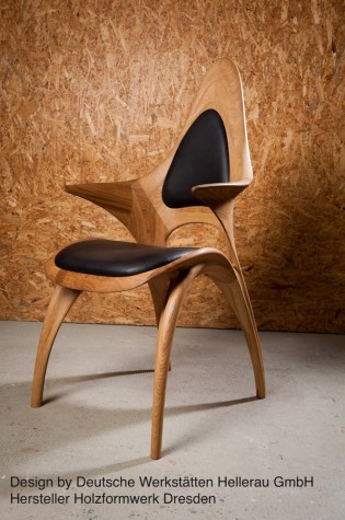 3 Stuhl aus Holz mit Leder-Polster Design by Deutsche Werkstätten Hellerau GmbH – Holzformwerk Dresden