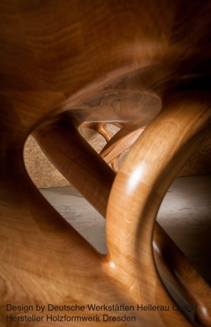 3 Tisch aus Holz Design by Deutsche Werkstätten Hellerau GmbH – Holzformwerk Dresden