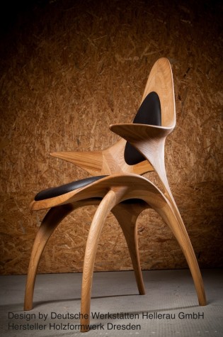 5 Stuhl aus Holz mit Leder-Polster Design by Deutsche Werkstätten Hellerau GmbH – Holzformwerk Dresden